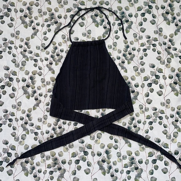 Celestial Embroidery Halter Top - Picture 4 of 8